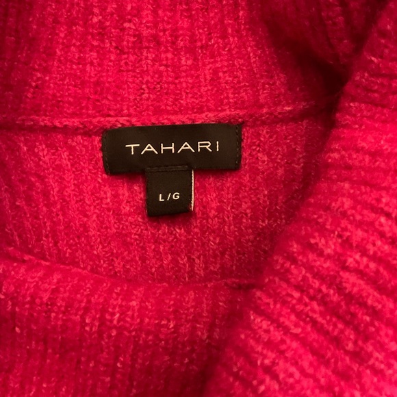 ✨ 🩷 Tahari Fuchsia Pink Merino Wool Blend Turtleneck Sweater Size L EUC - Picture 3 of 8